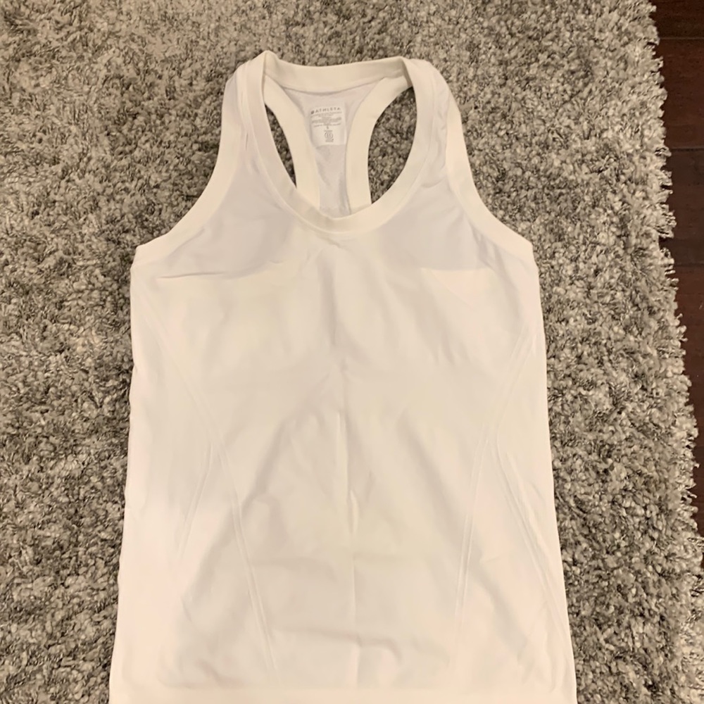 Athleta Momentum Tank